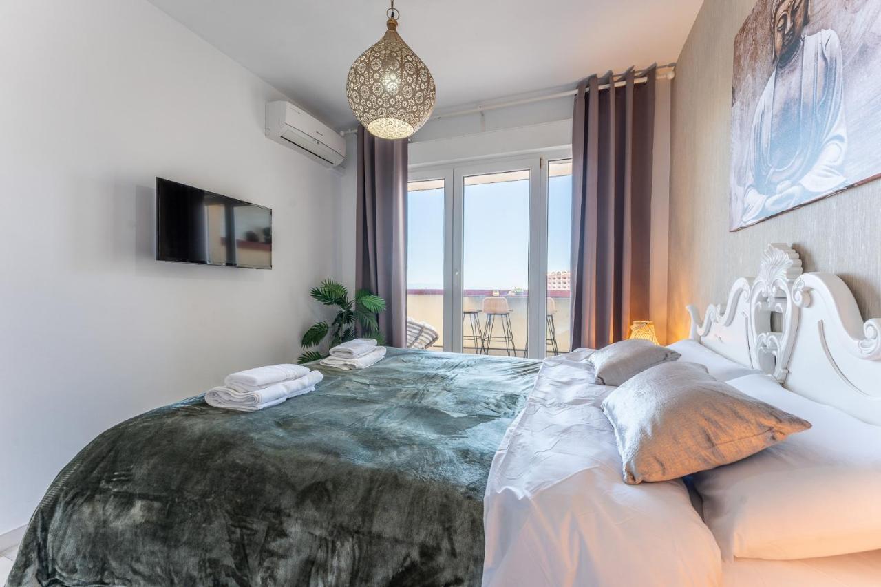 Benalmadena Beachfront Retreat Big Balcony And City Sea Views Apartment Ngoại thất bức ảnh